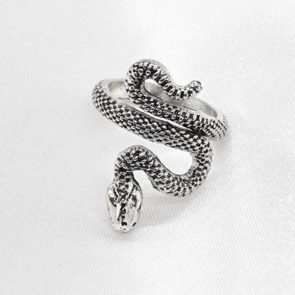 Snake Ring - Picture 2 of 4